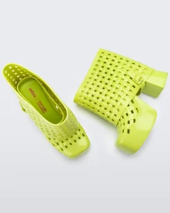 Clog Boot