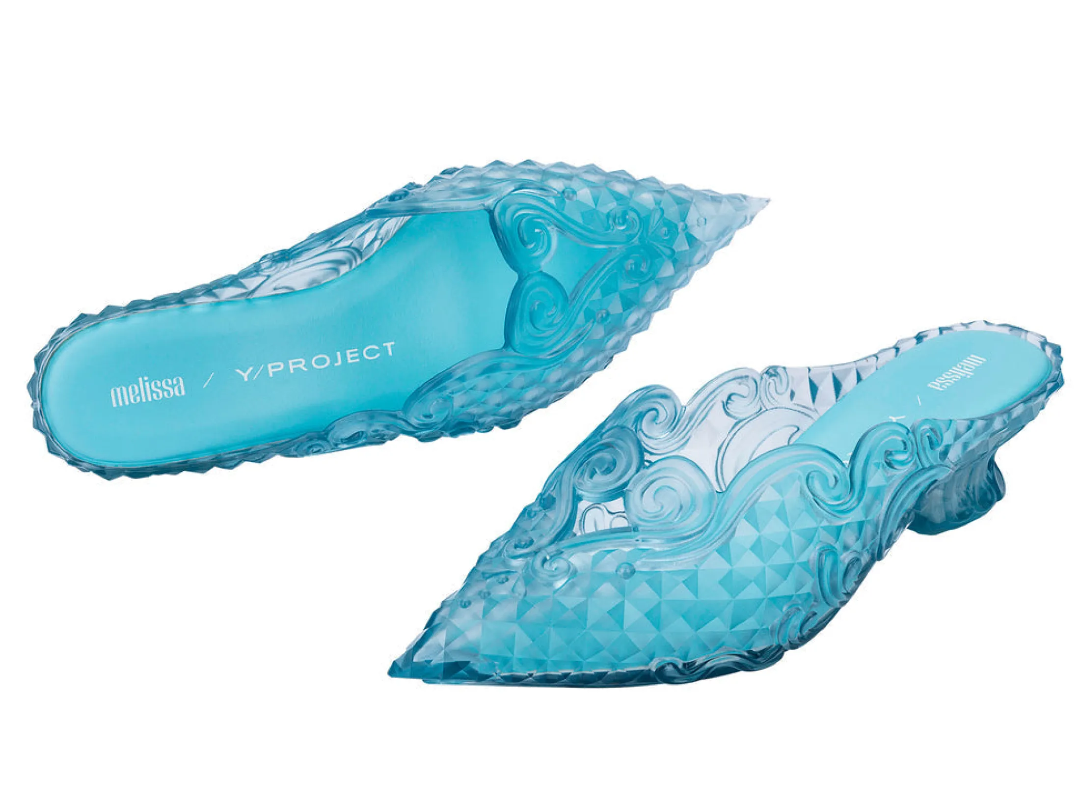 Court Shoe