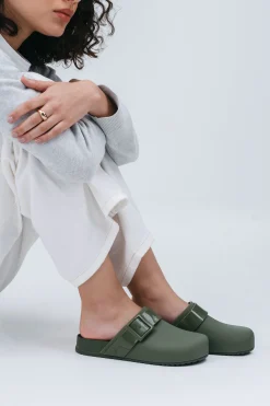 Cozy Clog
