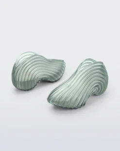 Quantum Sneaker